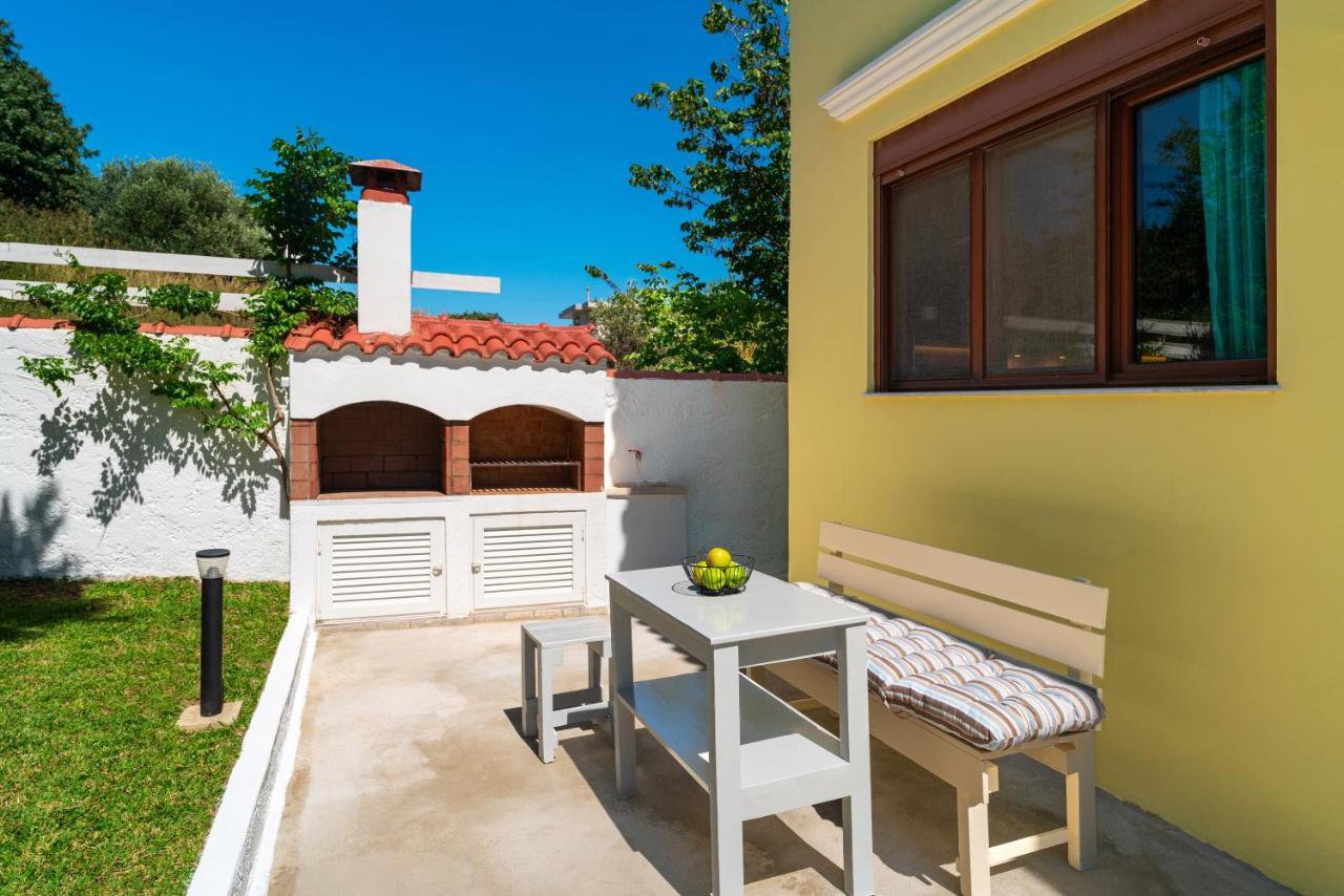 Villa Iasama Asgourou Exterior photo